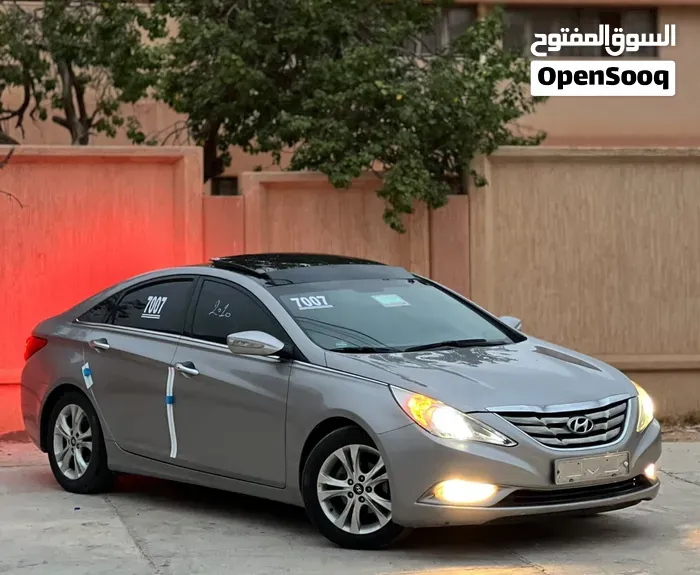 Hyundai Sonata 2012 photo 2