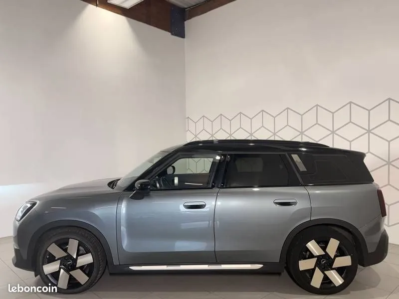 Mini Countryman 2024 photo 2