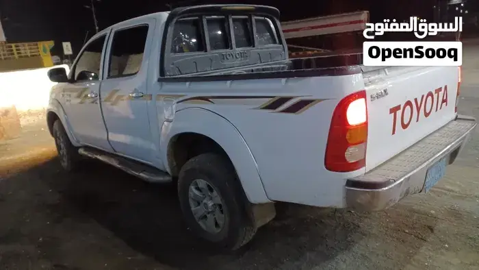 Toyota Hilux 2009 photo 2