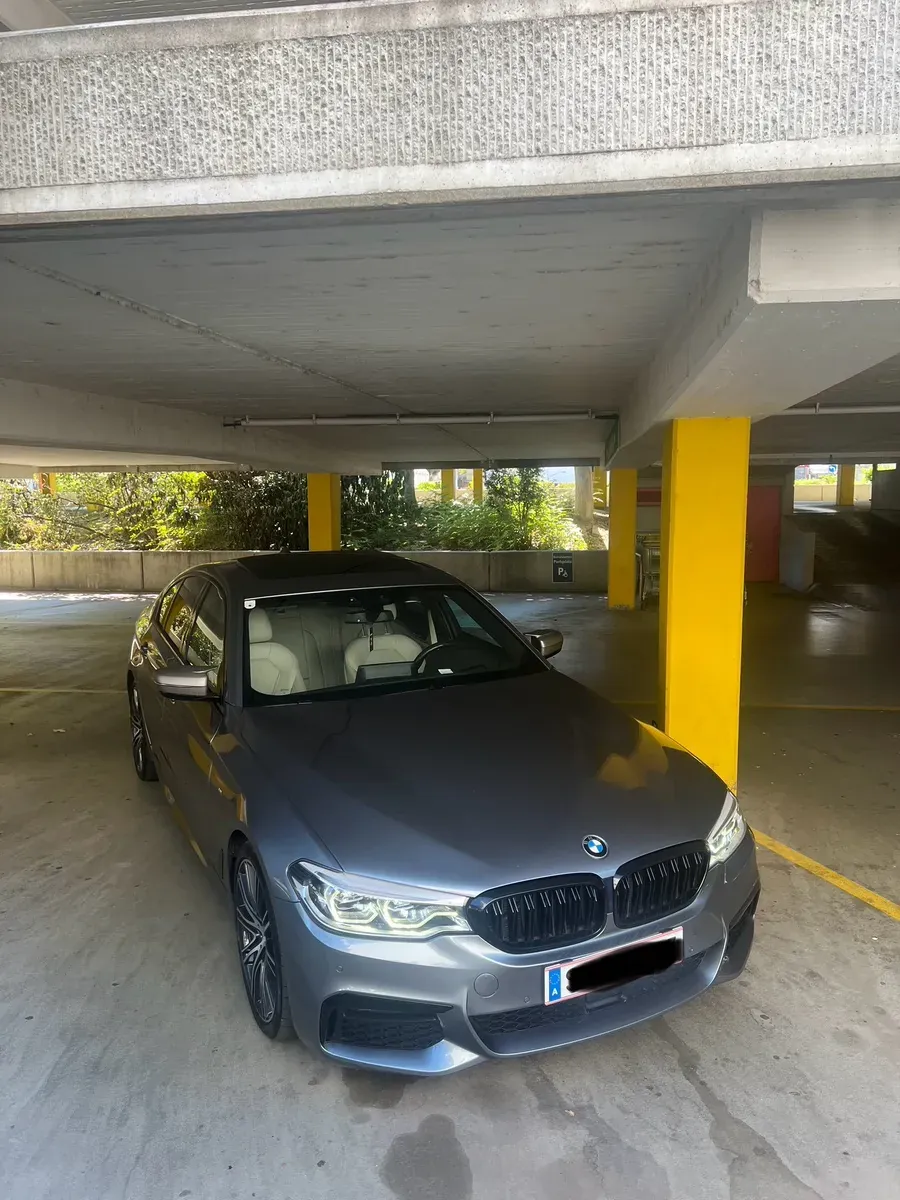 BMW 5 Series 2018 photo 2