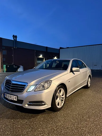 Mercedes-Benz E200 D