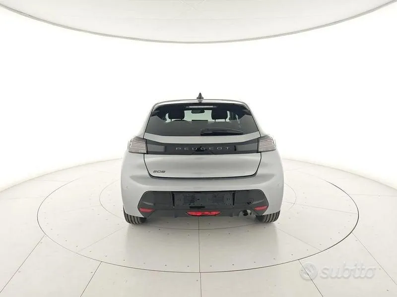 Peugeot 208 2025 photo 4