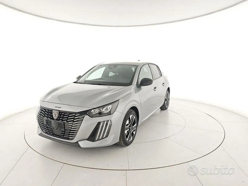 Peugeot 208 2025 photo 2