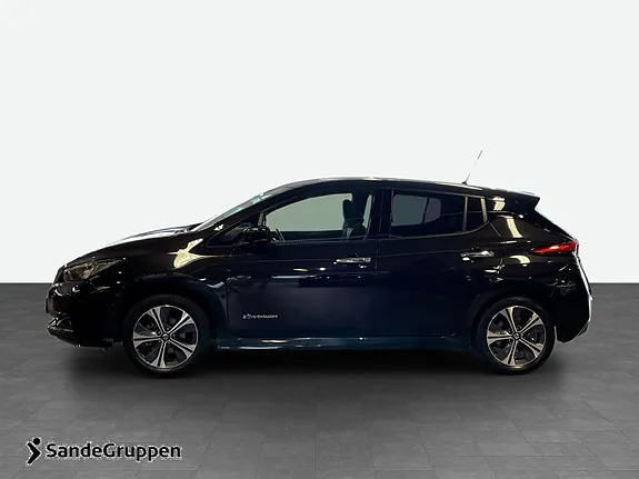 Nissan Leaf 2019 photo 2