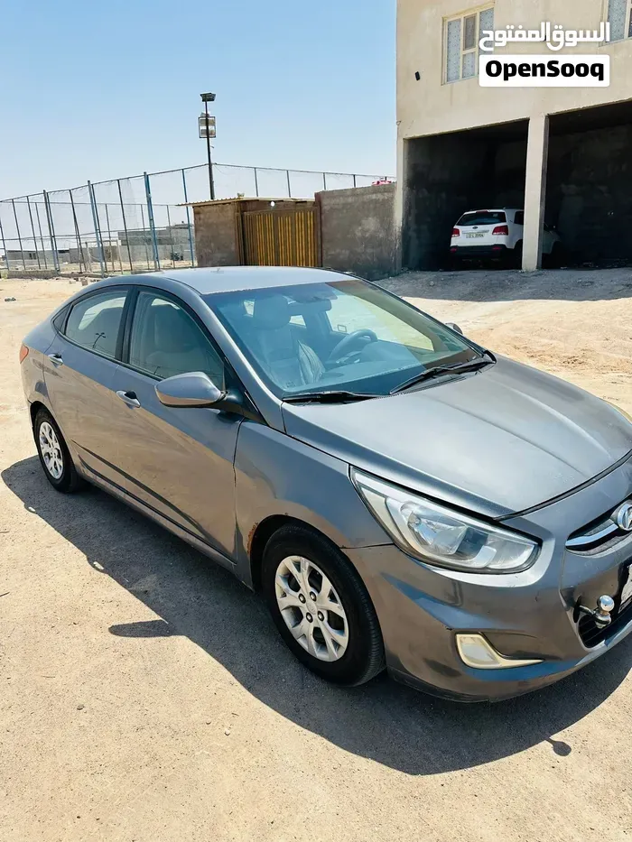 Hyundai Accent 2013 photo 5