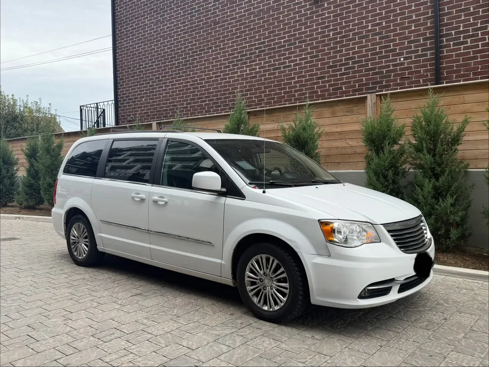 Chrysler Town & Country