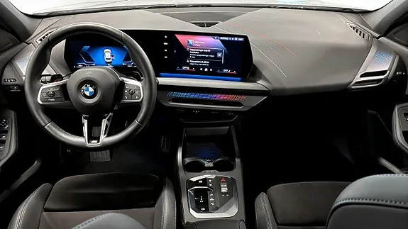 BMW 120 2026 photo 4