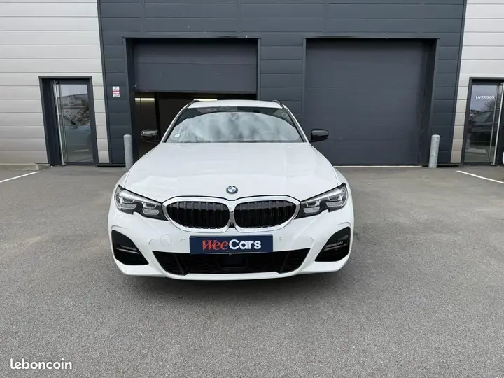 BMW 3 Series 2020 photo 2