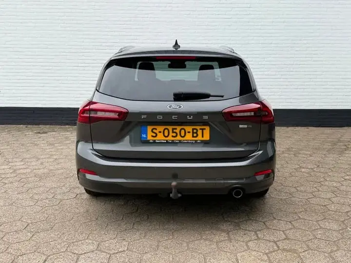 Ford Focus 2023 photo 4