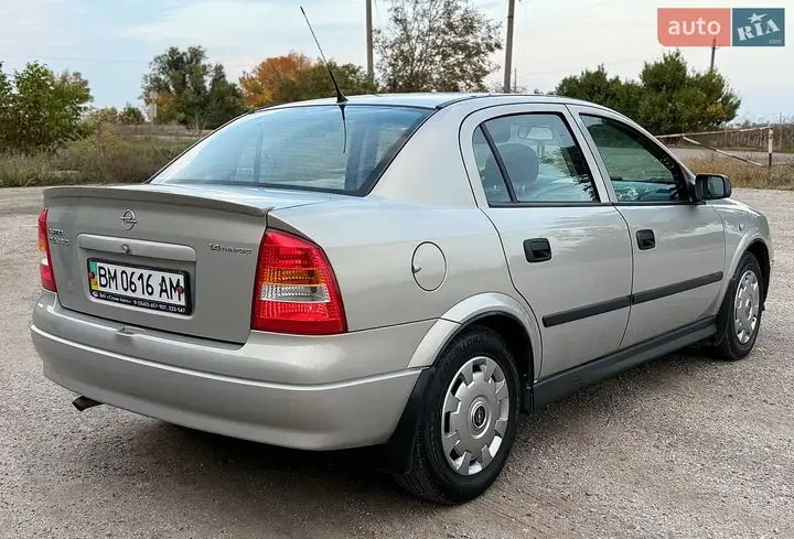 Opel Astra 2008 photo 5