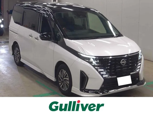 Nissan Serenade 2023 photo 2