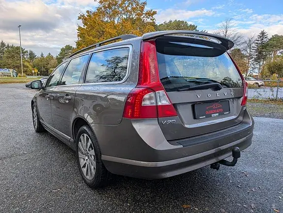 Volvo V70 2012 photo 4