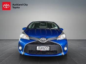 Toyota Yaris 2015 photo 3