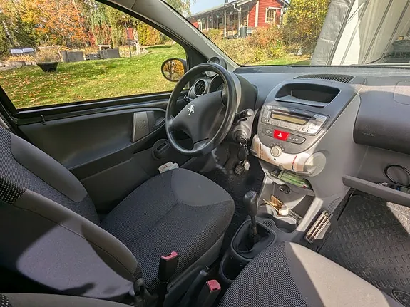 Peugeot 107 2009 photo 3