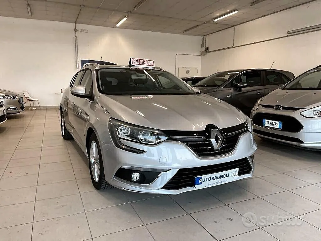 Renault Megane 2017 photo 2