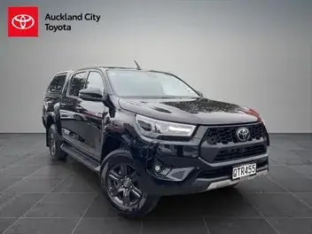 Toyota Hilux 2024 photo 2