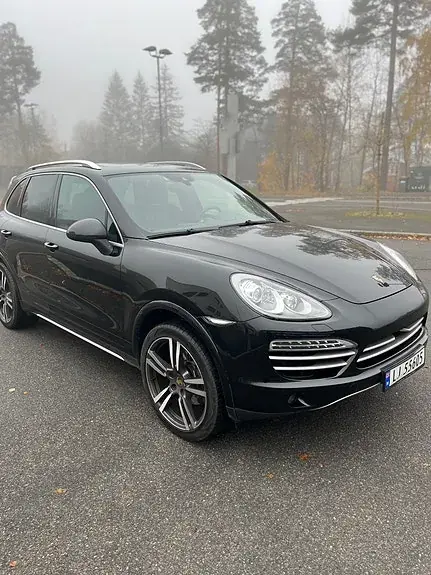 Porsche Cayenne 2014 photo 2