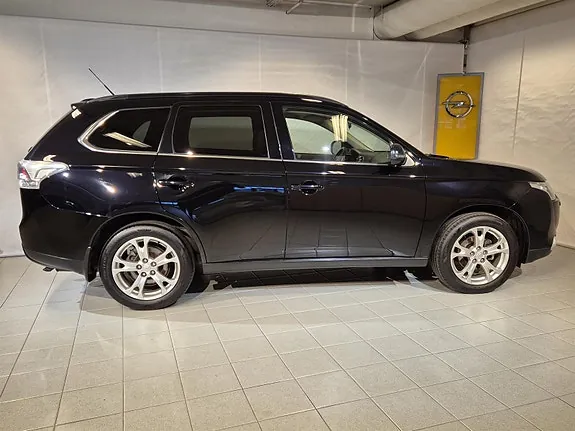 Mitsubishi Outlander 2013 photo 3