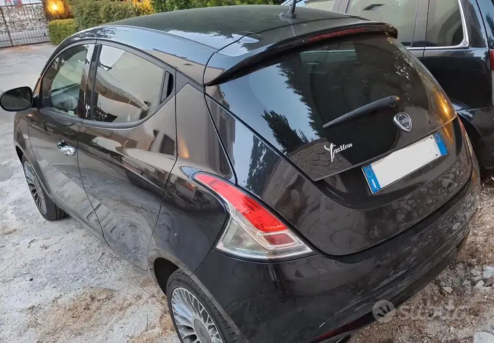 Lancia Ypsilon 2016 photo 5