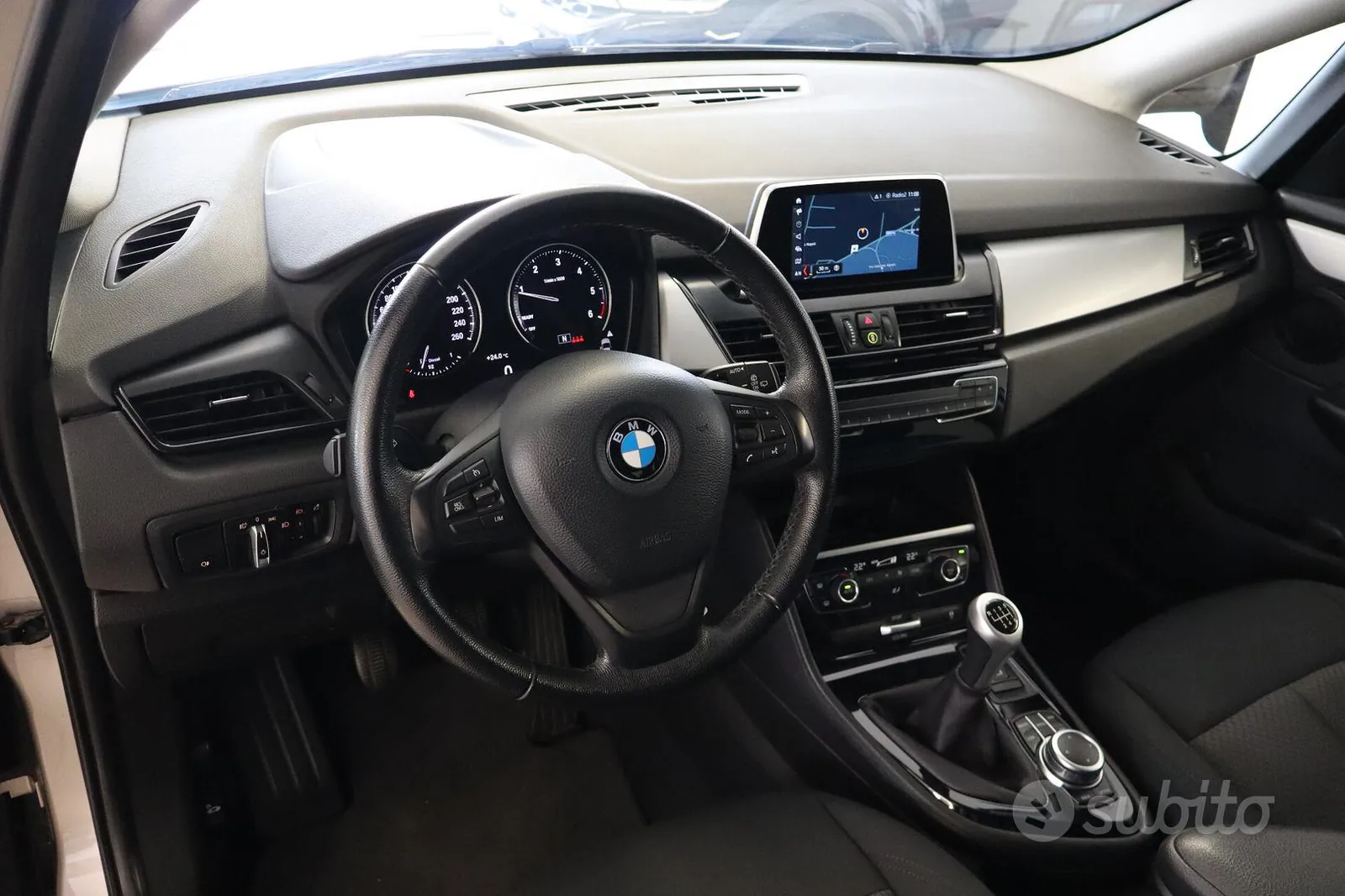 BMW 218D 2021 photo 5