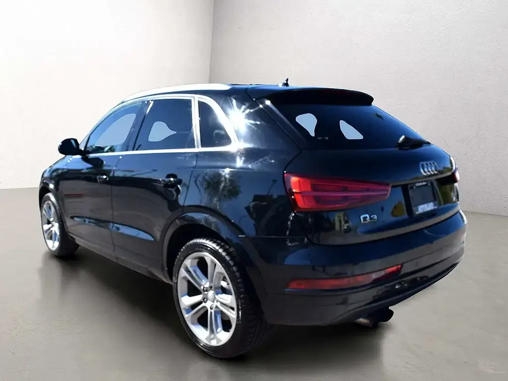 Audi Q3 2016 photo 3