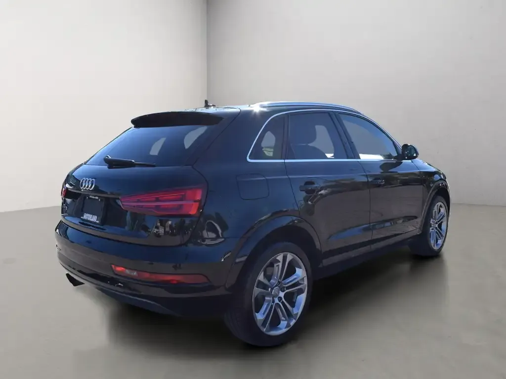 Audi Q3 2016 photo 5