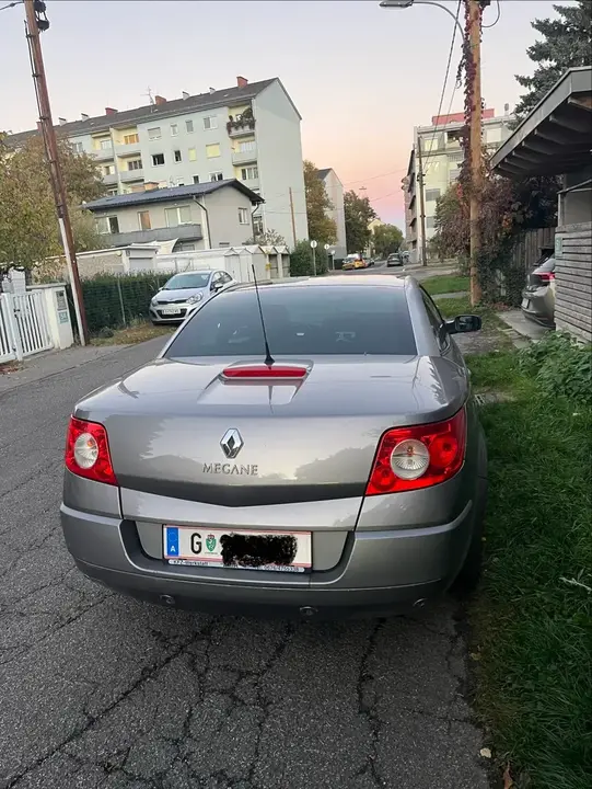 Renault Megane 2008 photo 2
