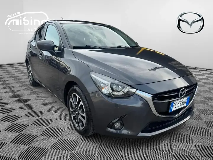 Mazda Mazda2 2016 photo 2