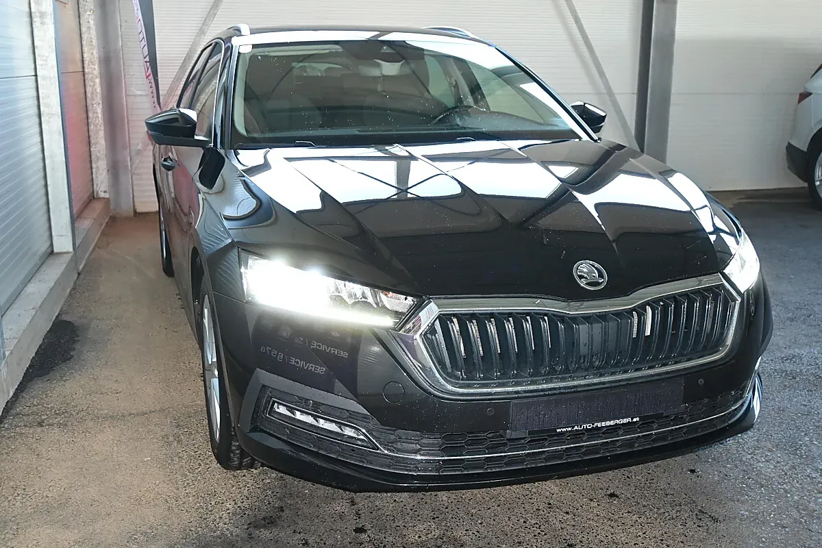 Skoda Octavia 2023 photo 3