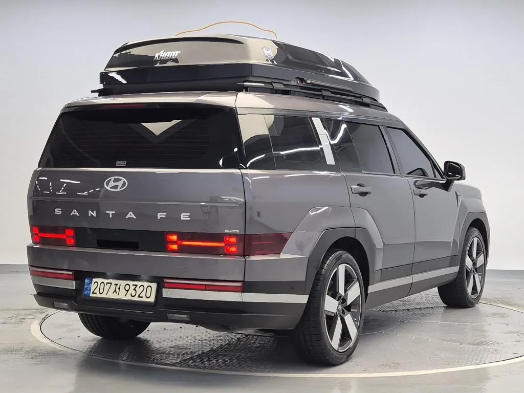 Hyundai Santa Fe 2024 photo 3