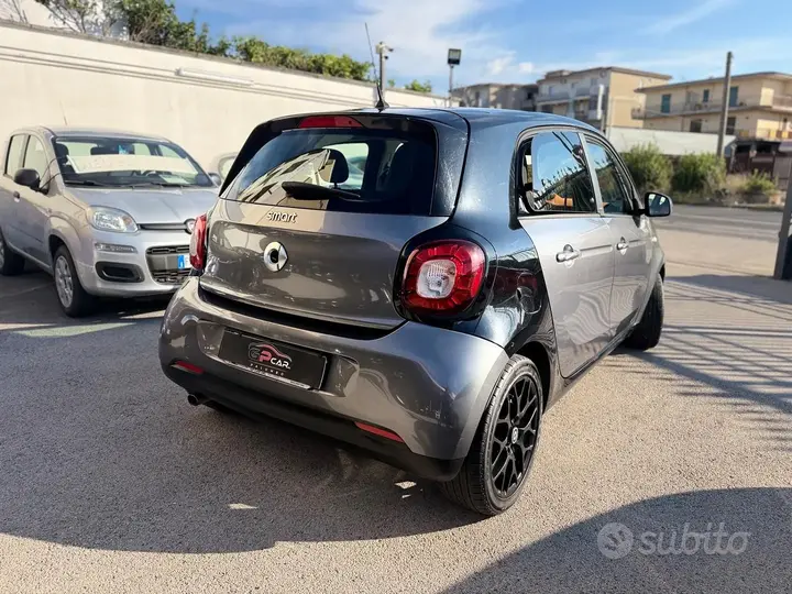 Smart Forfour 2015 photo 4