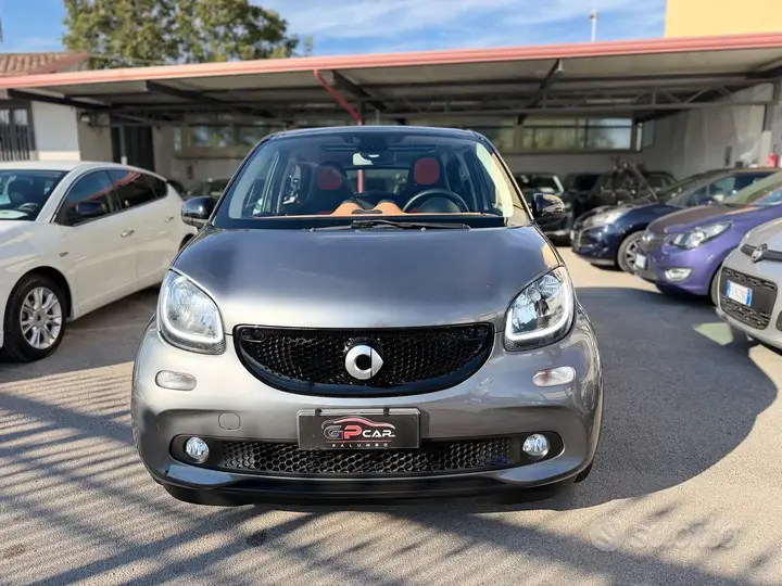 Smart Forfour 2015 photo 2