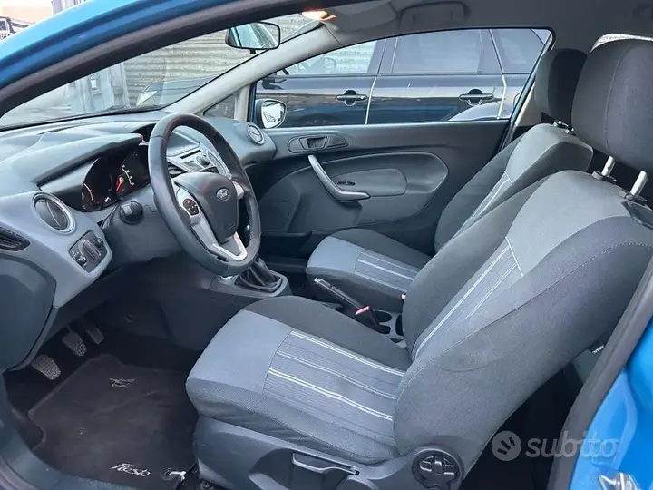 Ford Fiesta 2009 photo 5