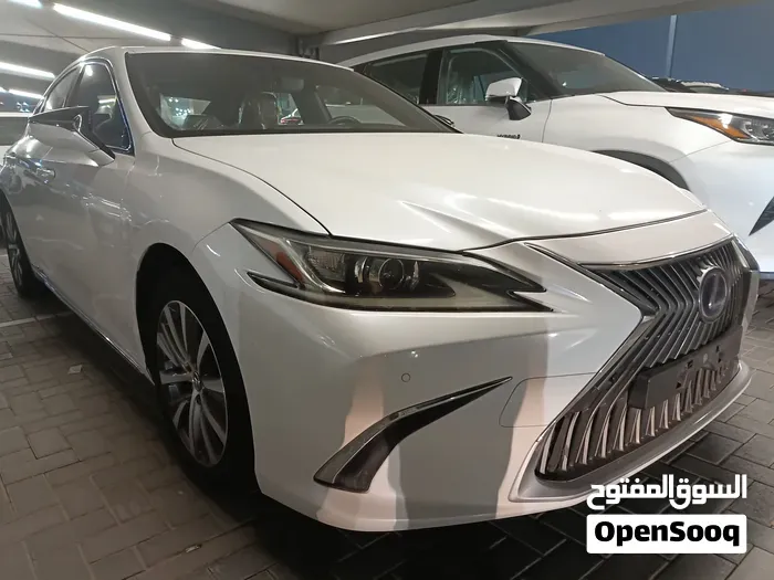 Lexus Es 2023 photo 4