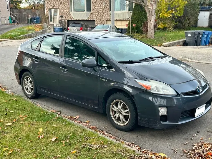 Toyota Prius 2010 photo 3