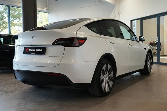 Tesla Model Y 2022 photo 5
