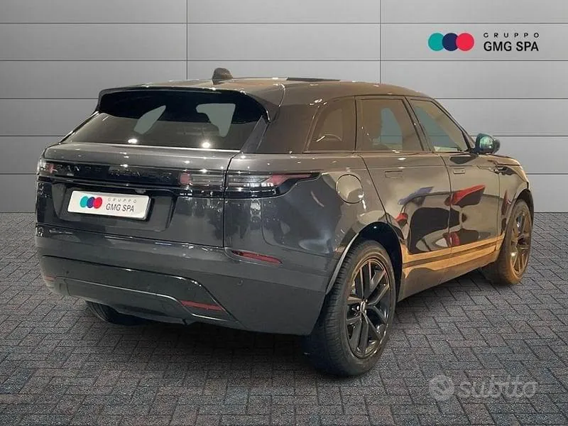 Land Rover Range Rover Velar 2023 photo 3
