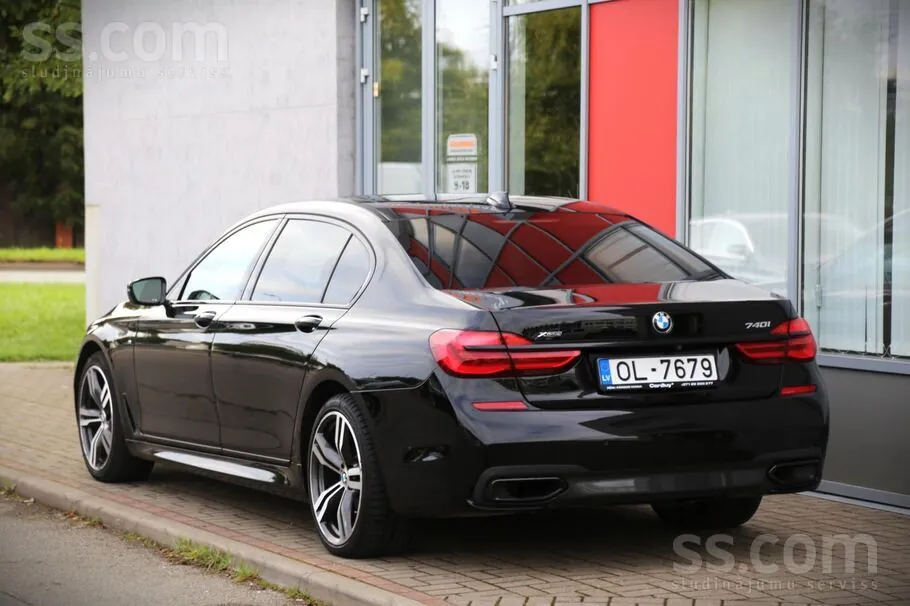 BMW 740 2017 photo 5