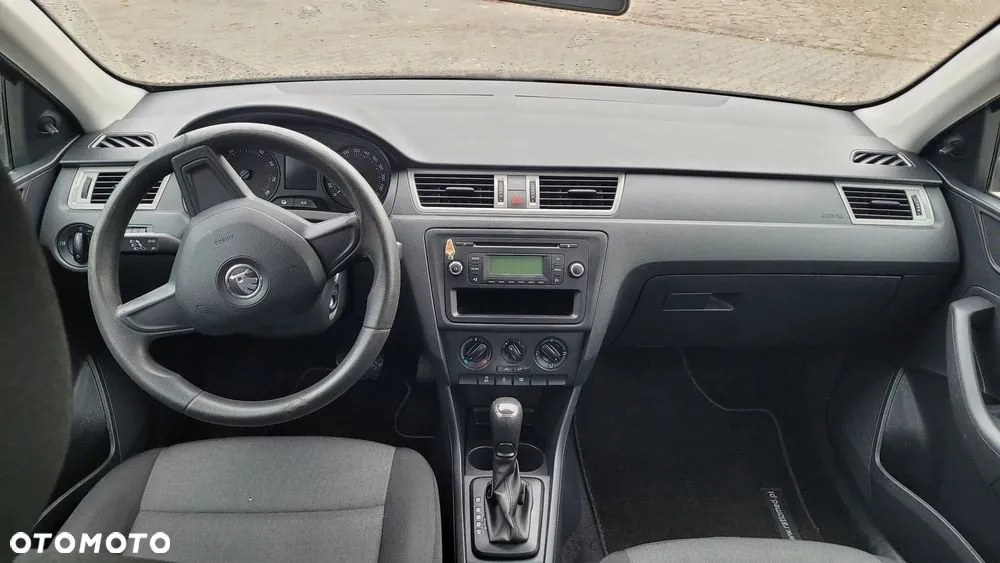 Skoda Rapid 2014 photo 5