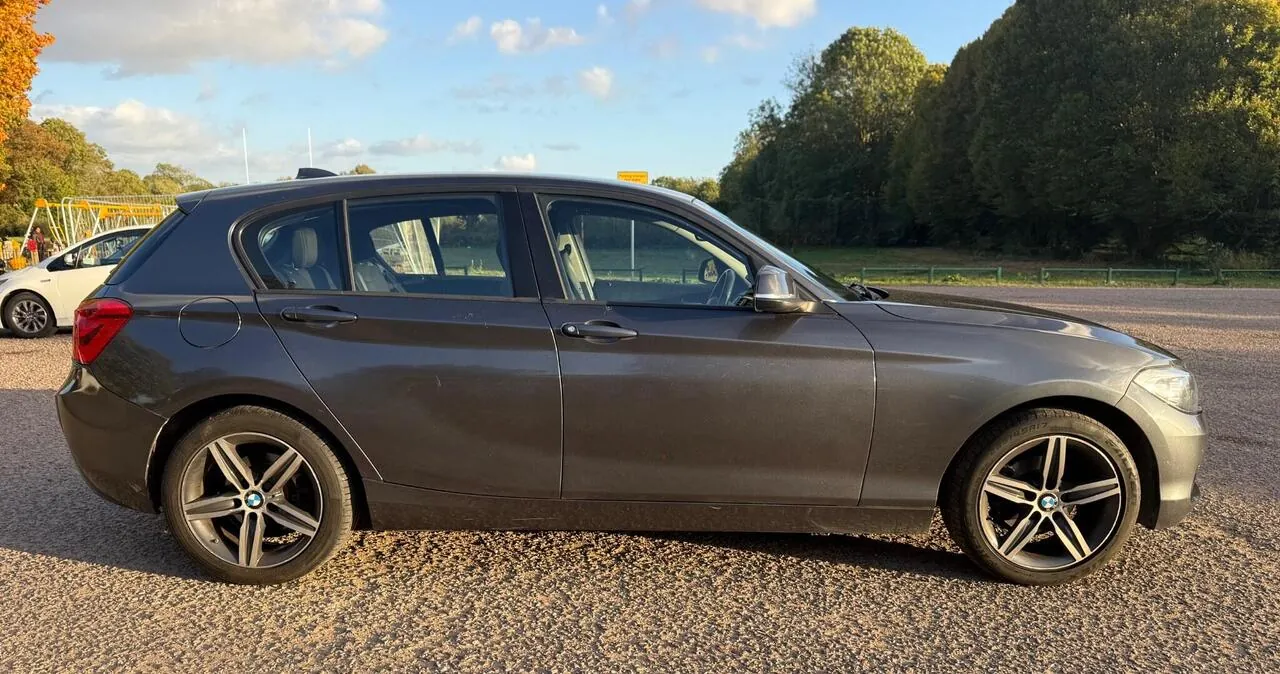 BMW 1 Series 2018 photo 3