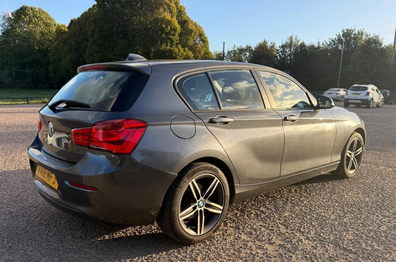 BMW 1 Series 2018 photo 4
