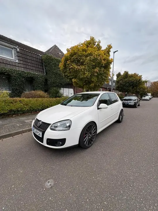 Volkswagen Golf 5