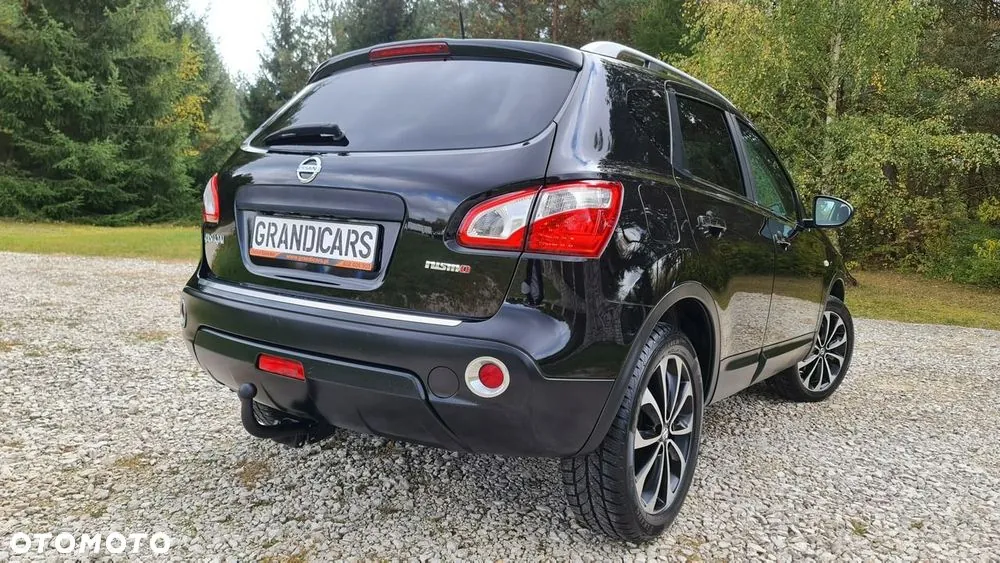 Nissan Qashqai 2011 photo 2