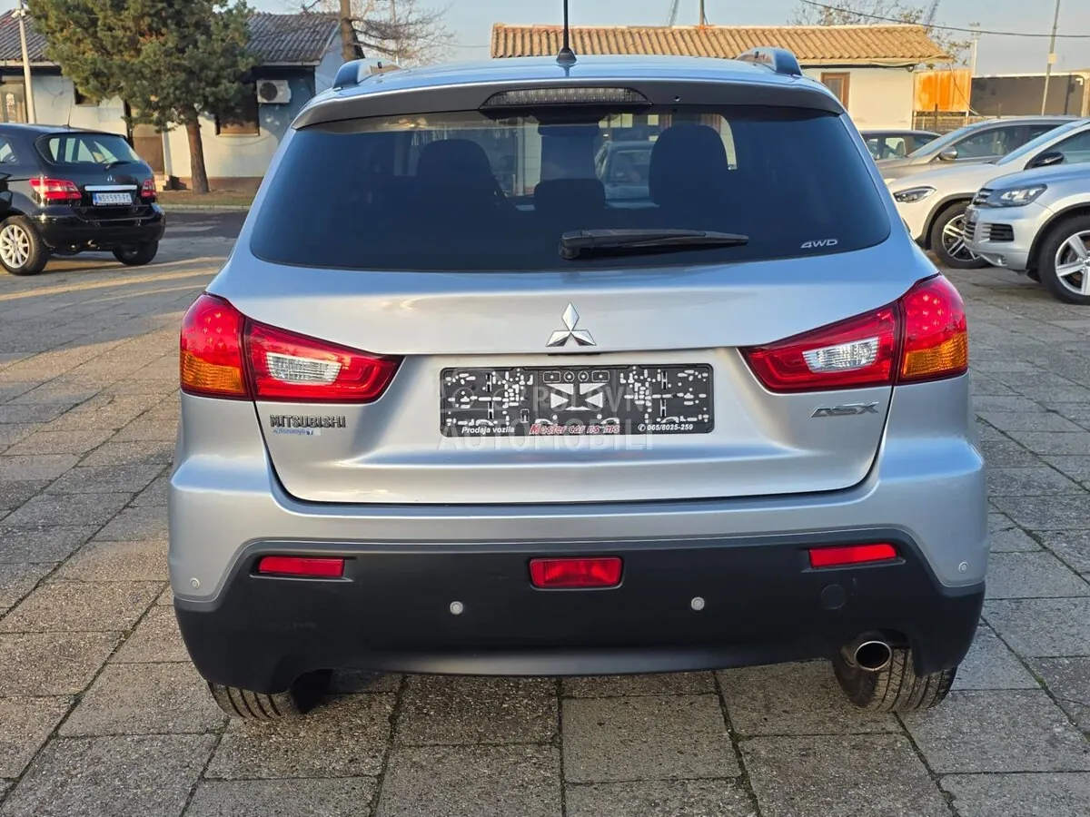 Mitsubishi Asx 2012 photo 5