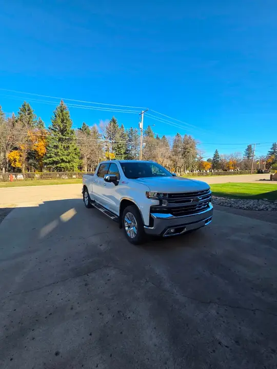 Chevrolet Silverado 1500 2022 photo 4