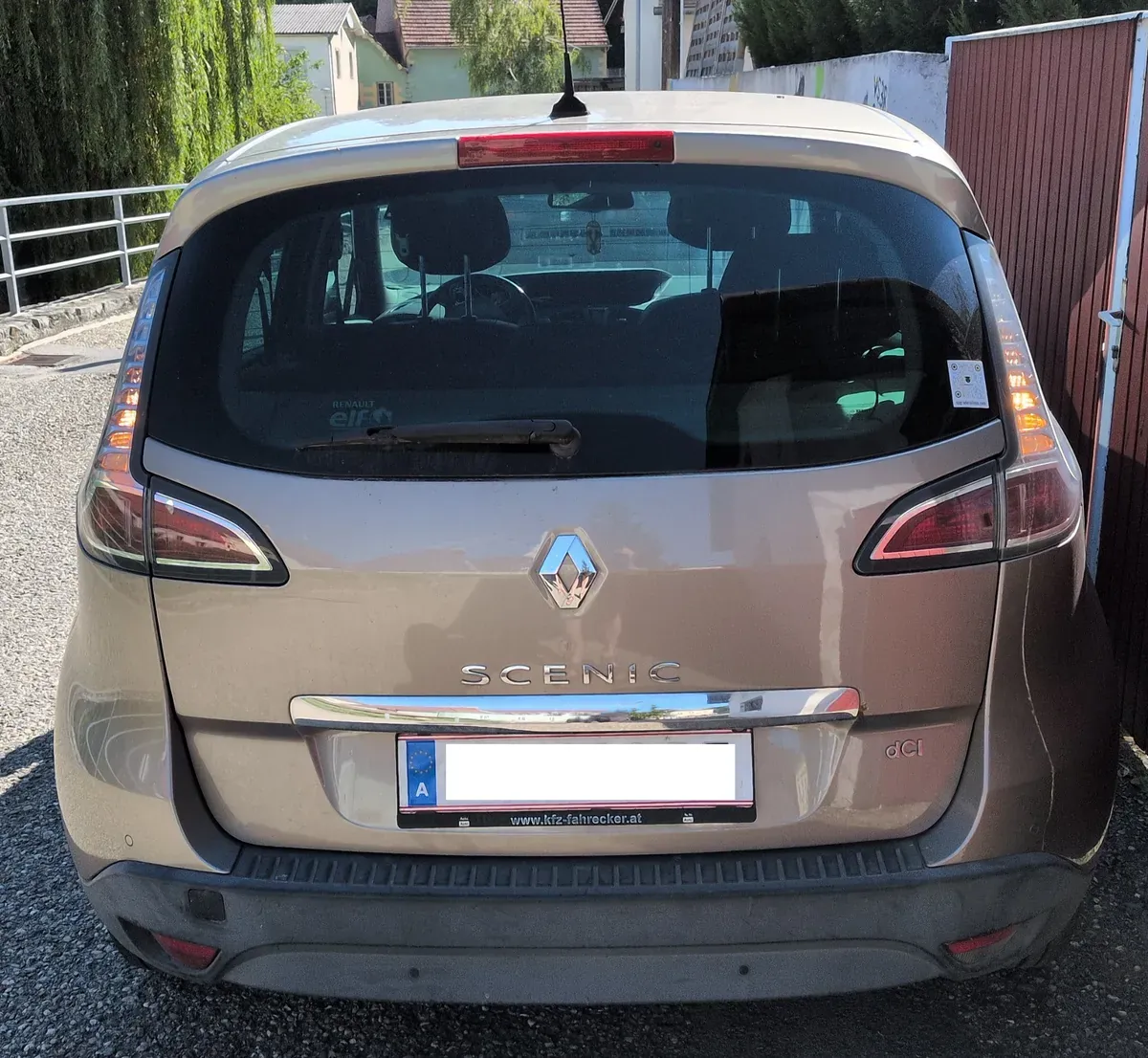 Renault Scenic 2013 photo 3