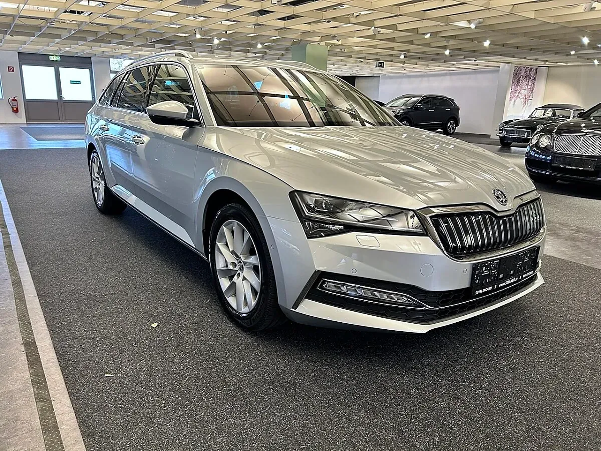 Skoda Superb 2020 photo 3