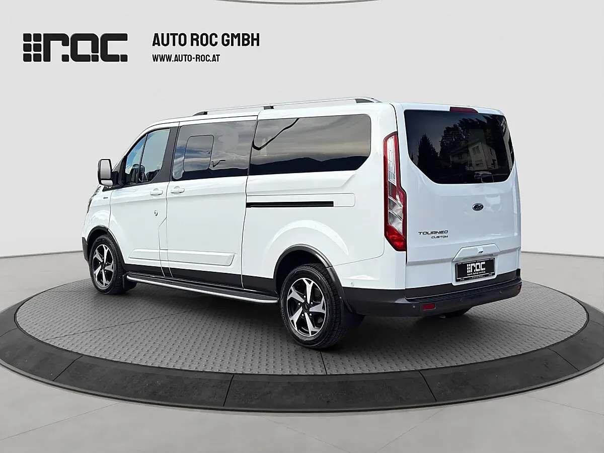 Ford Tourneo 2022 photo 2
