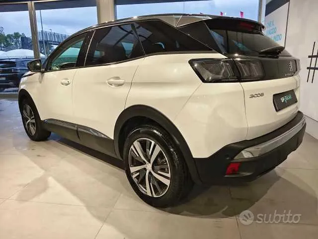 Peugeot 3008 2022 photo 2