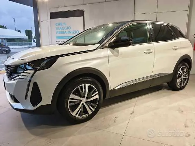 Peugeot 3008 2022 photo 5
